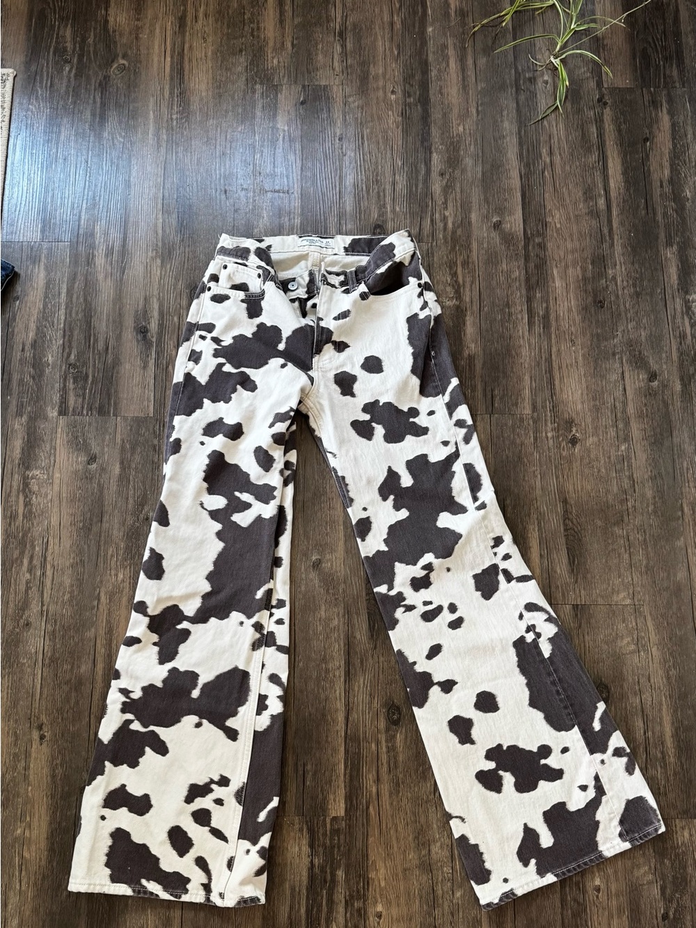 Abercrombie & Fitch Women's Cow-Print Boot Cut Jeans - Black & White